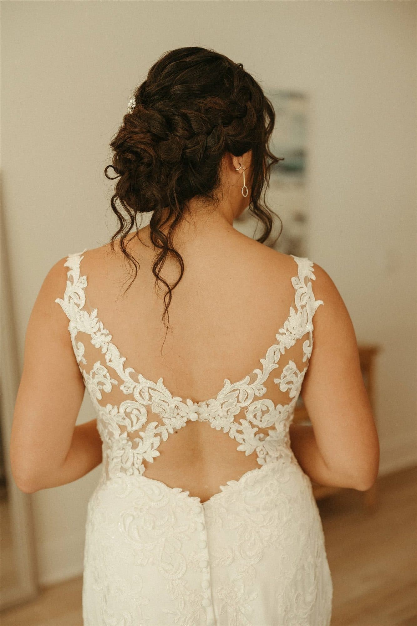 Bride Kristina with a braided bridal style